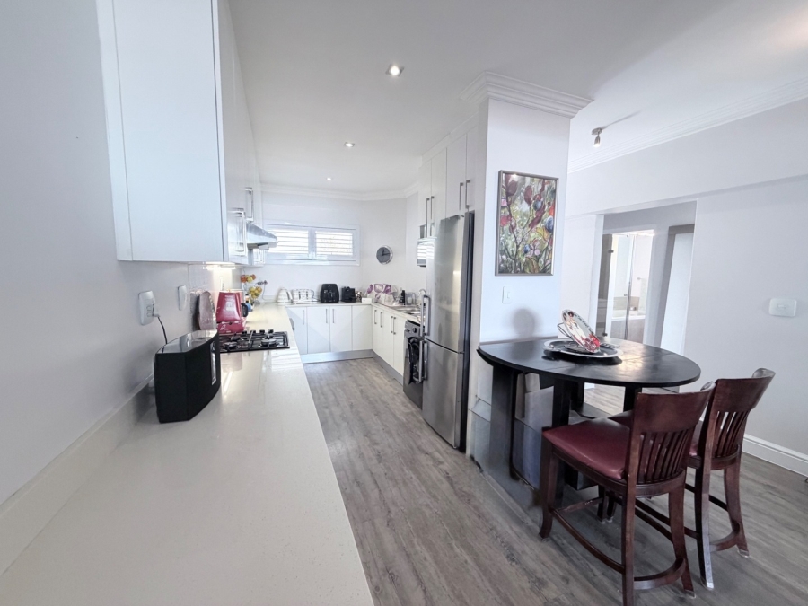 3 Bedroom Property for Sale in Big Bay Western Cape